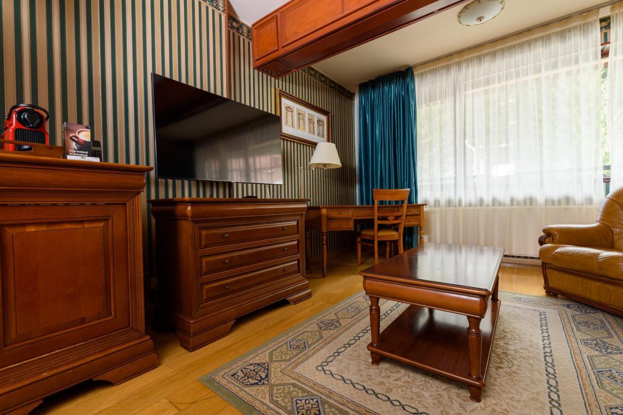 Boutique Hotel Casa Emil Poiana Brasov Buitenkant foto