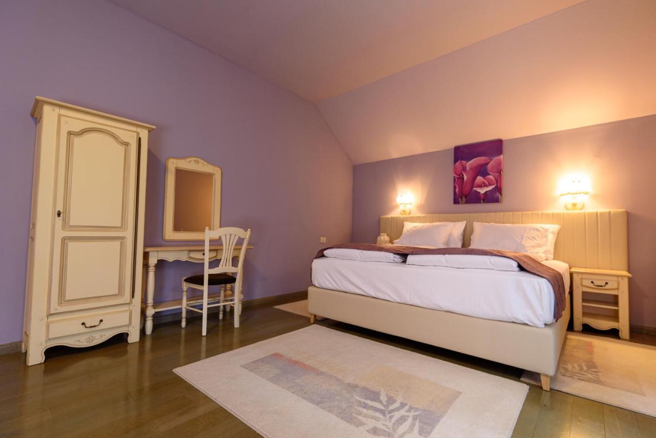 Boutique Hotel Casa Emil Poiana Brasov Buitenkant foto